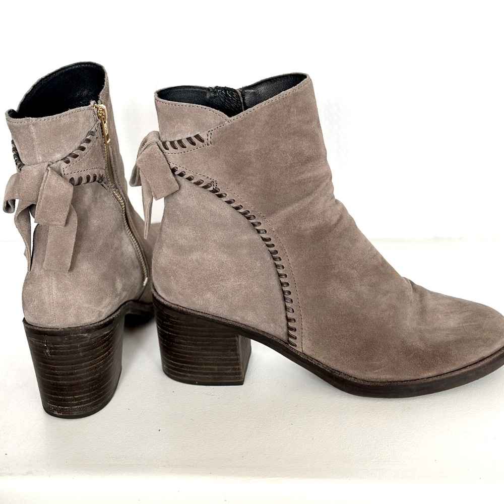 UGG Women's Fraise Whipstitch Boot Mouse size 12